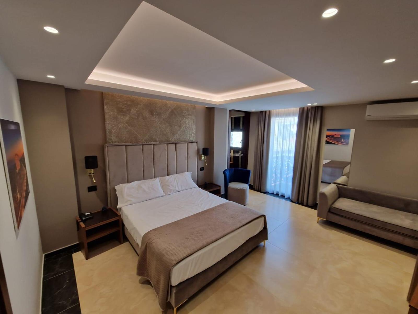 Beatus Suites And Rooms B&B Canicattì Esterno foto