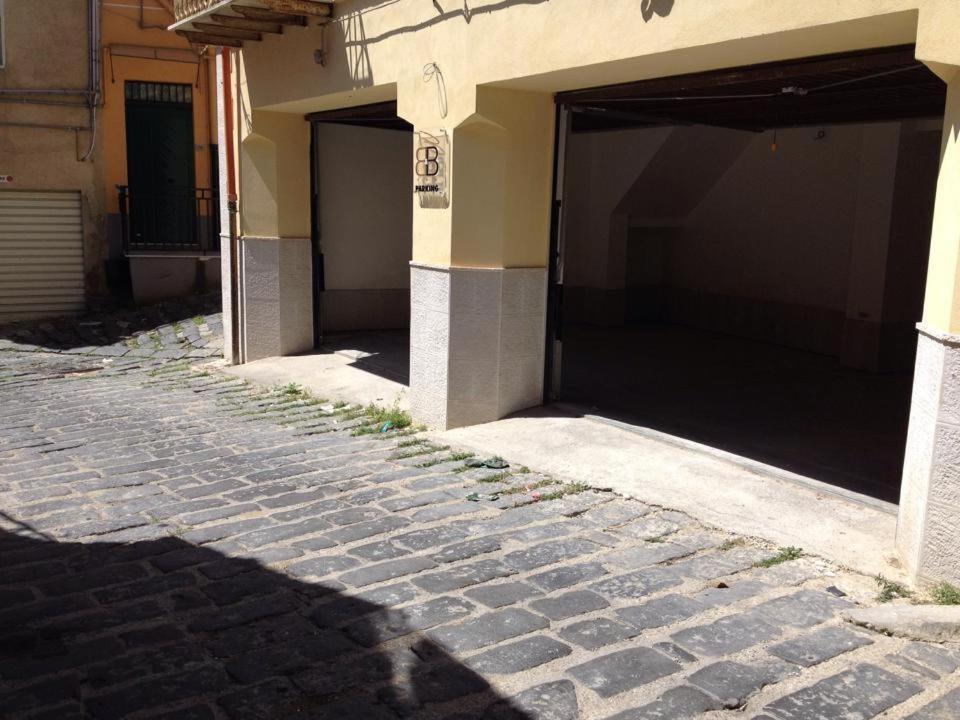 Beatus Suites And Rooms B&B Canicattì Esterno foto