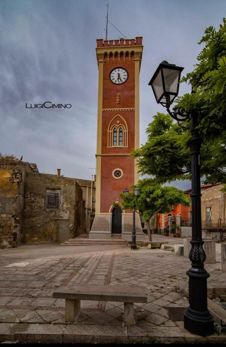 Beatus Suites And Rooms B&B Canicattì Esterno foto