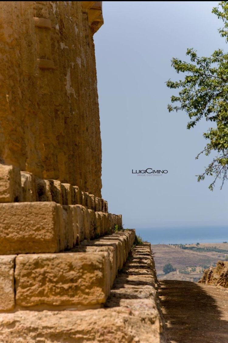 Beatus Suites And Rooms B&B Canicattì Esterno foto